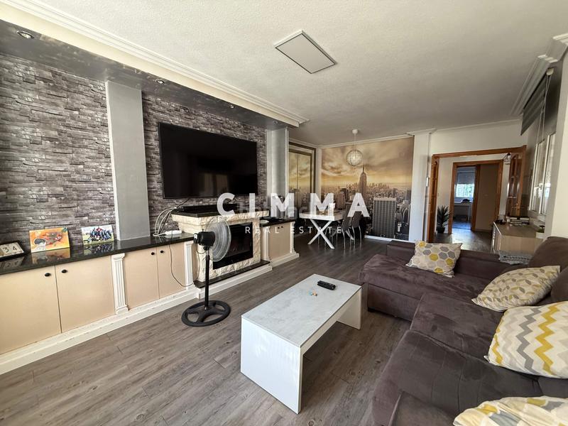 Foto 720b572f-3fa0-4b36-97f9-f3f359491eac. Chalet encantador chalet independiente en la nucía en Nucia (la)