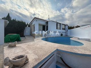 Chalet à Coloma. Oportunidad única chalet una planta en la nucía  para reformar