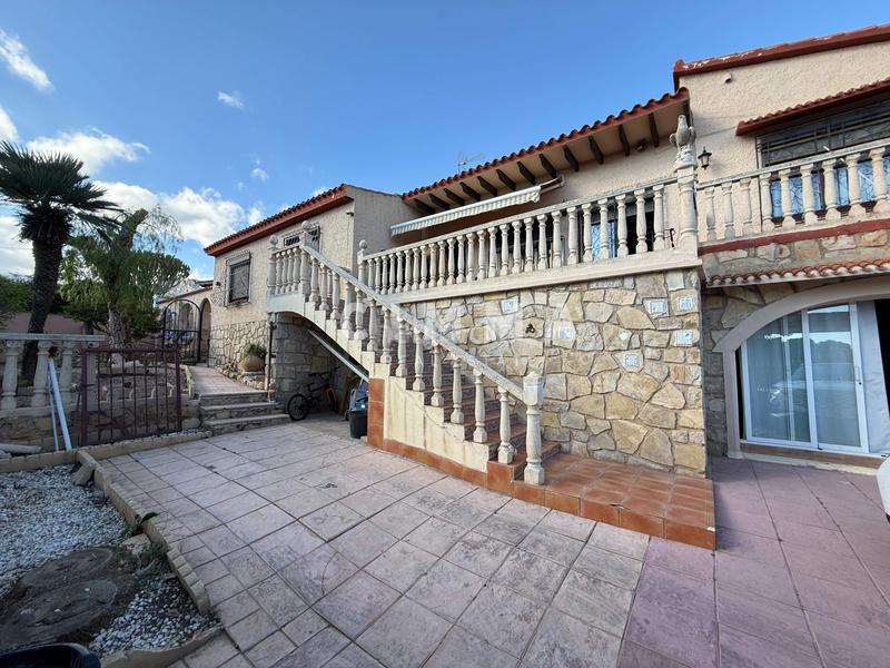 Foto 97b382d7-63e4-4dd3-b3f8-a06e940883bb. Chalet in calle del ruiseñor 28 in La Nucia Pueblo Nucia (la)