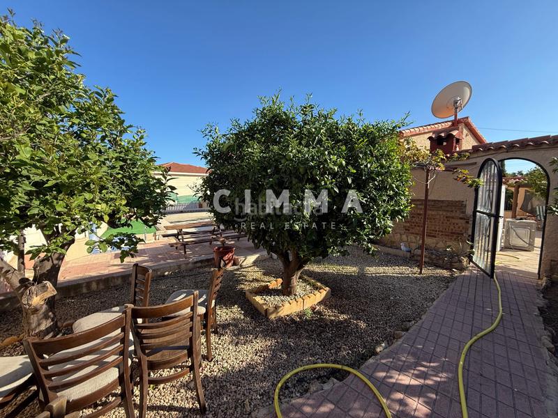 Foto c2a08c7e-a0fe-49a0-8d4f-587fb5781d9c. Chalet in calle del ruiseñor 28 in La Nucia Pueblo Nucia (la)