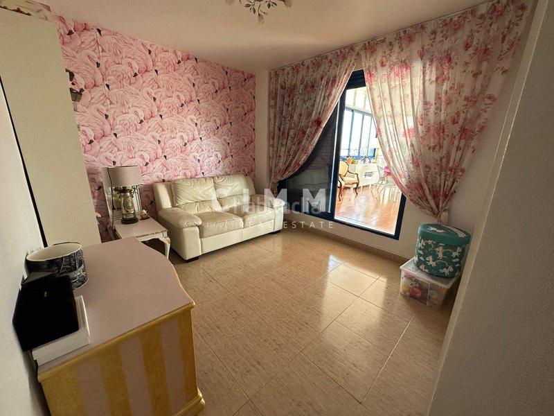 Foto 61a54257-d484-47e2-b337-a29a637a2561. Àtic amb aparcament piscina a Mirador de la Cala-Benimar Vila Joiosa (la)