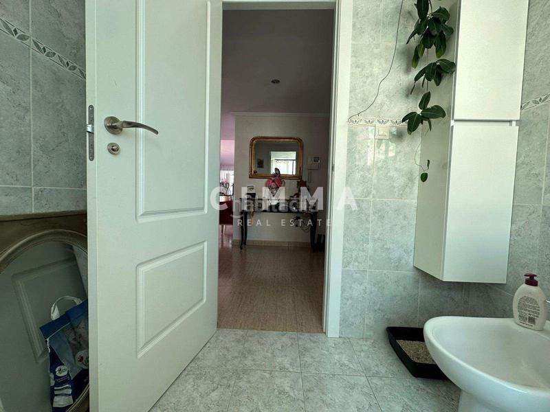 Foto 66f8c65a-ab5d-490a-a4ee-56843b481530. Àtic amb aparcament piscina a Mirador de la Cala-Benimar Vila Joiosa (la)