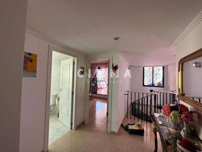 Foto 8d071af2-4696-46be-a9ab-47708ed635dc. Àtic amb aparcament piscina a Mirador de la Cala-Benimar Vila Joiosa (la)