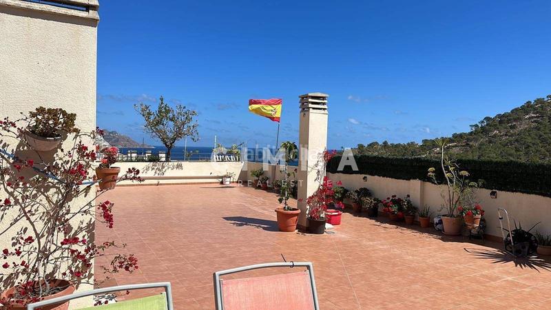 Foto 9ed75170-dc2d-43fd-a450-7ff4ecd7054b. Àtic amb aparcament piscina a Mirador de la Cala-Benimar Vila Joiosa (la)