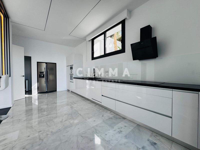 Foto 0f97e17b-26b8-4203-b207-02f56b1343fa. Chalet con parcheggio in Altea hills Altea