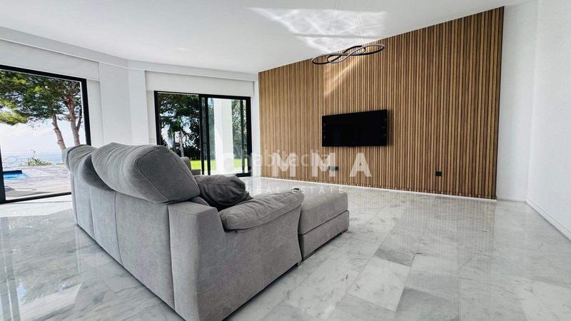 Foto f2d738a1-bb02-47d0-96e2-0c70ca8a66d7. Chalet con parcheggio in Altea hills Altea