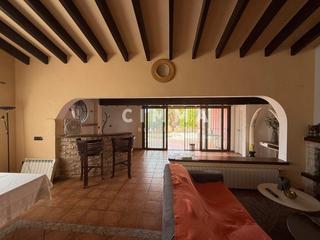 Chalet in La Nucia Pueblo. Chalet independiente en barranco hondo