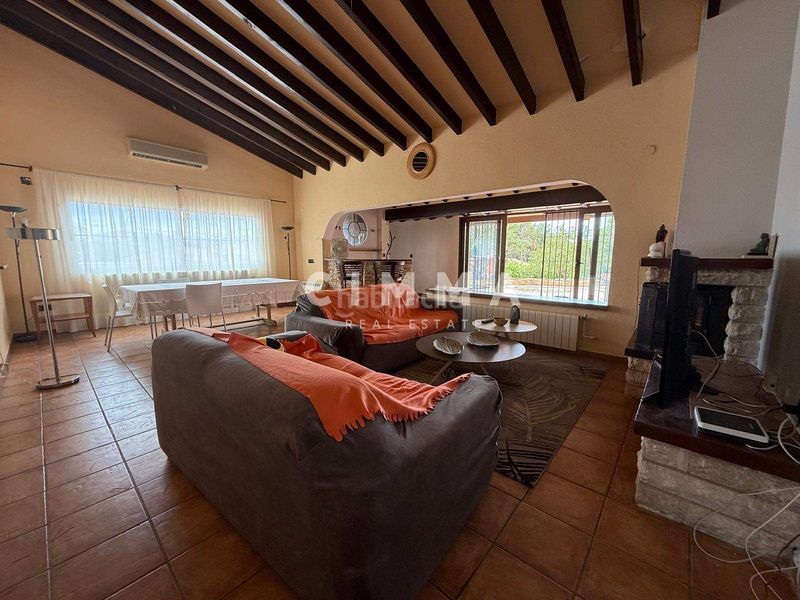 Foto ed440340-17e0-495b-9959-cc9ca5bf39d4. Xalet a La Nucia Pueblo Nucia (la)