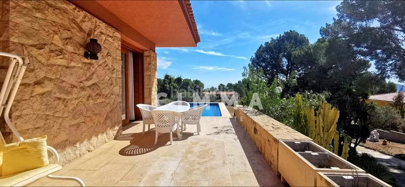 Foto 05a3d31e-047e-44a3-894d-00f29000ed65. Chalet with heating parking pool in Coloma Nucia (la)