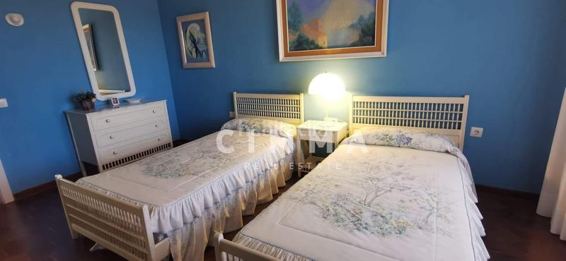 Foto 79681f5c-791e-451d-95e7-63ebd79090e0. Chalet with heating parking pool in Coloma Nucia (la)