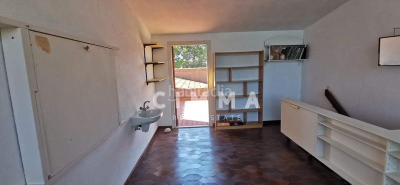 Foto c53c0a7c-f815-4c15-8e97-5ce8d26b4808. Chalet with heating parking pool in Coloma Nucia (la)