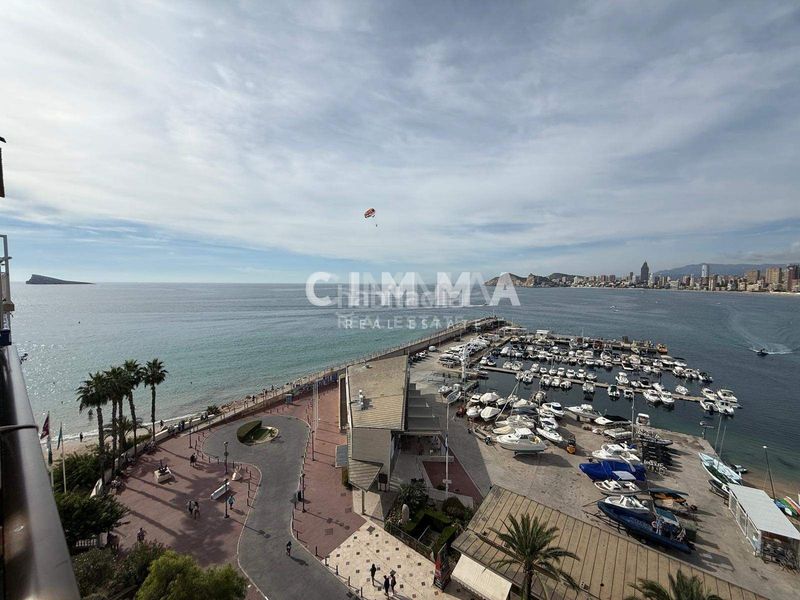 Foto 6ff4e9fe-d7c8-4b53-9236-aab827d5da2f. Dúplex a Casco Antiguo - Puerto Benidorm