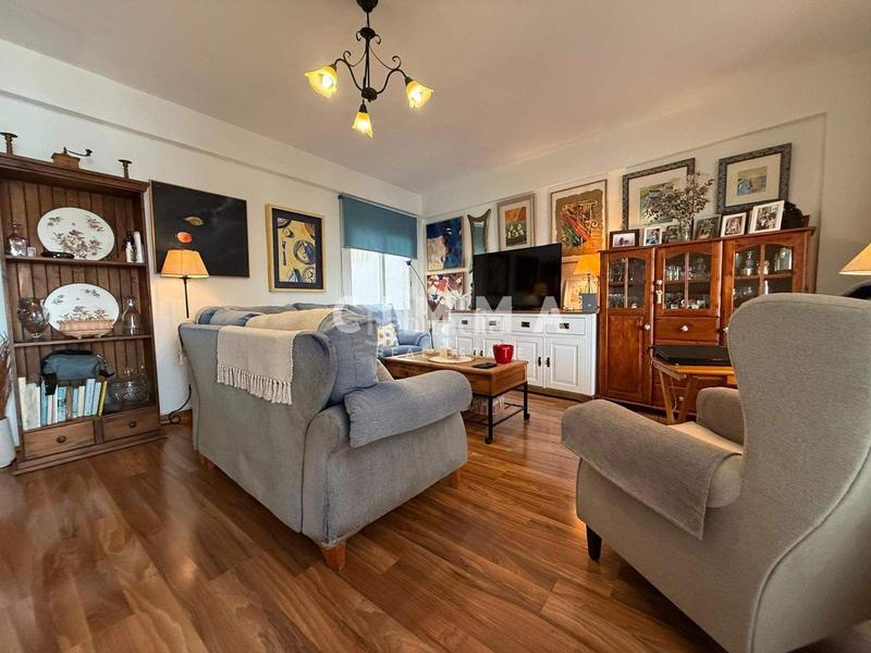 Foto 8fd7811d-ad44-4492-bf91-209a1674b29a. Zweistöckige wohnung in Casco Antiguo - Puerto Benidorm