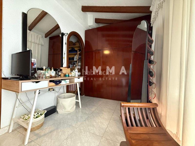 Foto af3ae3c0-1494-4f59-a56b-3561443d8cb3. Zweistöckige wohnung in Casco Antiguo - Puerto Benidorm