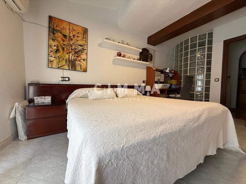 Foto d600db6d-bdbf-4d69-b732-a9a0ffbec400. Zweistöckige wohnung in Casco Antiguo - Puerto Benidorm