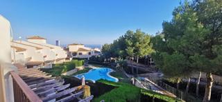 Maison jumelée  Calle berlín. Espectacular adosado en sierra cortina