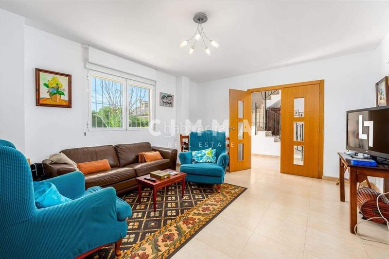 Foto 60c2bb60-ec38-4675-9d35-1631005ed909. Chalet avec parking dans Varadero Nucia (la)