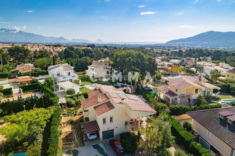 Foto 8446fb57-3f93-4158-853c-e75e5f714aae. Chalet avec parking dans Varadero Nucia (la)