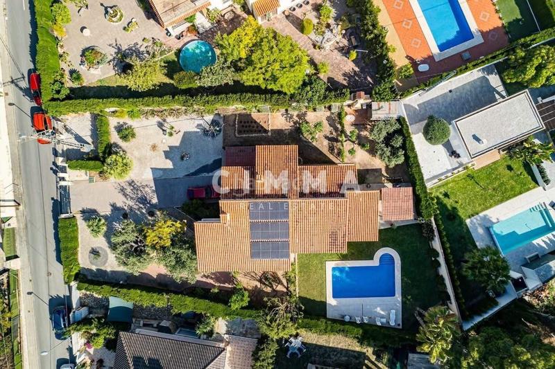 Foto 9d5ef105-a91f-4895-b623-11a6949d0a22. Chalet avec parking dans Varadero Nucia (la)