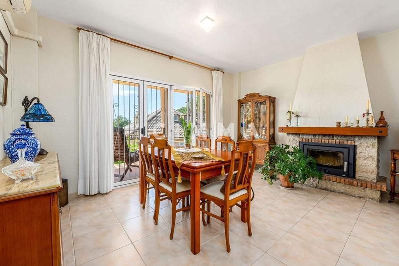 Foto e70cac02-e7a0-4aad-a8f2-ccec07b2e2a5. Chalet avec parking dans Varadero Nucia (la)