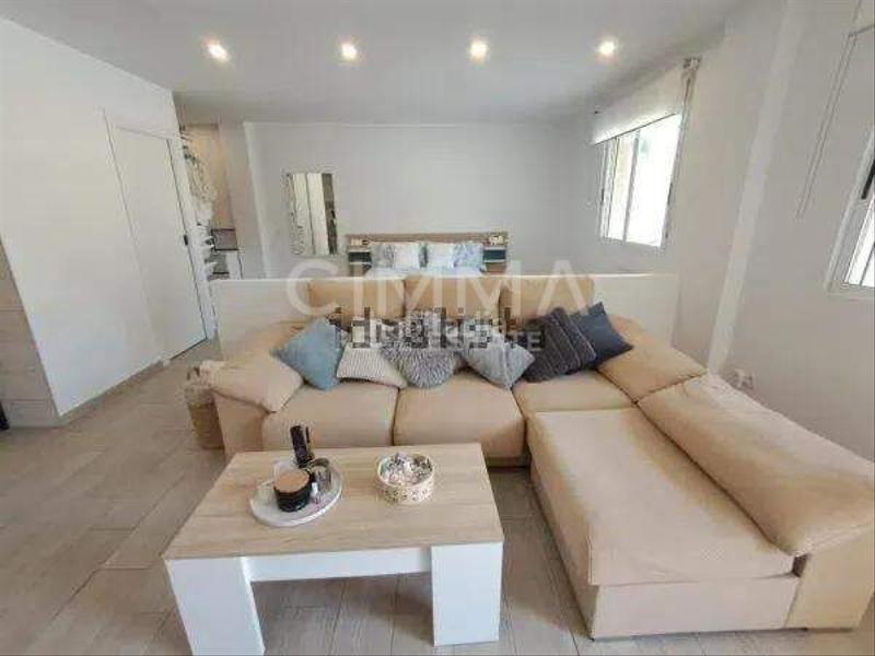 Foto 1f654bb1-1543-42f6-87a3-f7e24913708b. Chalet con parcheggio in Montebello - Nou Espai Nucia (la)