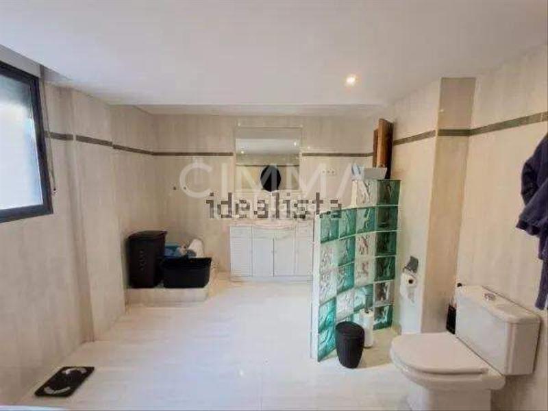 Foto d54b3628-d3b2-40b1-aee9-3d73b3d70ddf. Chalet con parcheggio in Montebello - Nou Espai Nucia (la)