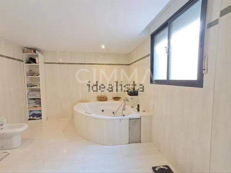 Foto ebfa32d0-f1ef-4c67-9668-b964705b2282. Chalet con parcheggio in Montebello - Nou Espai Nucia (la)