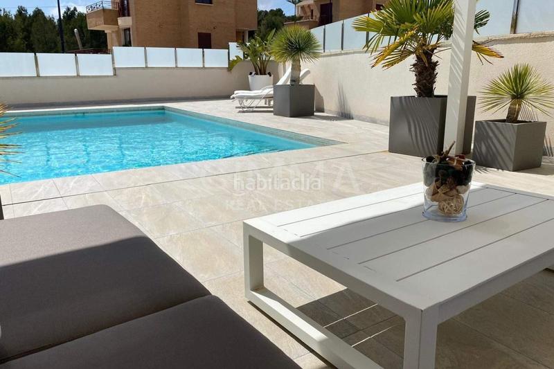 Foto 712164b8-6c92-475f-b6fc-b599d98f80db. Chalet villa de lujo en la nucía en Montebello - Nou Espai Nucia (la)