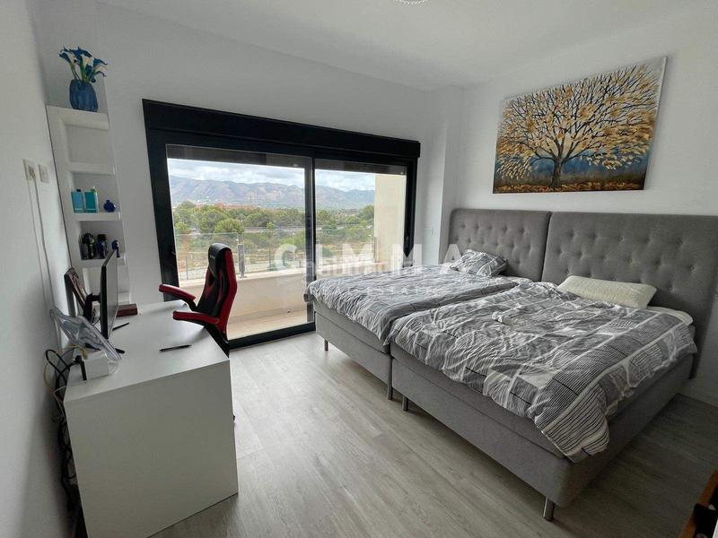 Foto 16460ecd-e53c-4b0e-945e-d797a2377ad7. Affitto chalet con parcheggio in Escandinavia-Cautivador Alfàs del Pi (l´)