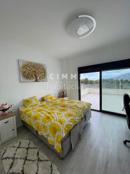 Foto 6ba2eed3-da2a-4516-a2d8-93af14580362. Affitto chalet con parcheggio in Escandinavia-Cautivador Alfàs del Pi (l´)