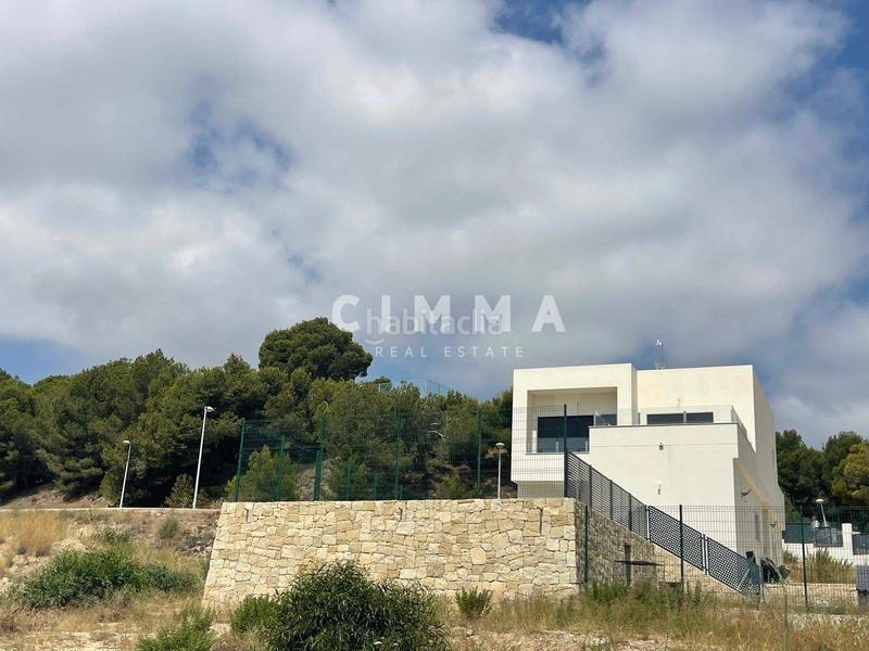 Foto d45c2a4f-eacb-4ae9-a76d-58718e54655b. Lloguer xalet amb aparcament a Escandinavia-Cautivador Alfàs del Pi (l´)