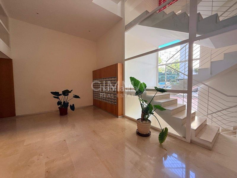 Foto 4363d266-0983-4dda-95fa-94a393f6cf4b. Apartament amb aparcament piscina a Juzgados - Plaza de Toros Benidorm