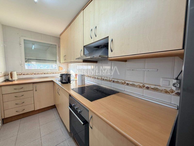 Foto 43ce3566-277e-4c0a-acf0-7a360fab1781. Apartament amb aparcament piscina a Juzgados - Plaza de Toros Benidorm