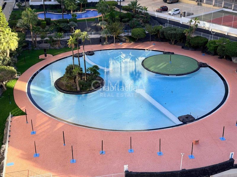 Foto 5fff4fc7-b03e-40e2-897d-c1a153df5a42. Apartament amb aparcament piscina a Juzgados - Plaza de Toros Benidorm