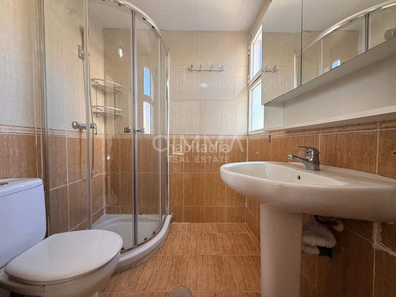 Foto 72a789ef-cc75-4118-ba49-3e40e127c757. Apartament amb aparcament piscina a Juzgados - Plaza de Toros Benidorm