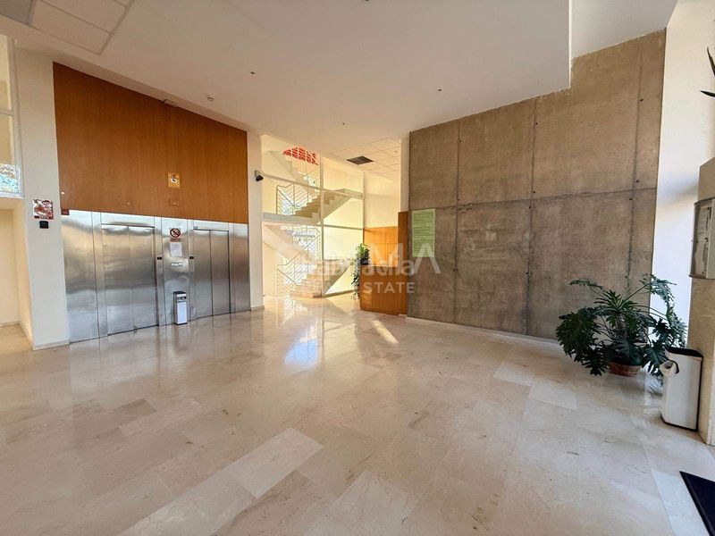 Foto b3df2eb9-44e5-4759-a777-5b48c50c2e40. Apartament amb aparcament piscina a Juzgados - Plaza de Toros Benidorm