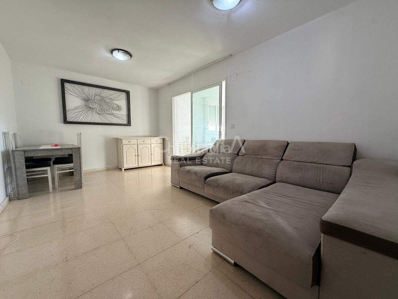 Foto d3b137c3-6eeb-43a4-a116-ba120f2890a4. Apartament amb aparcament piscina a Juzgados - Plaza de Toros Benidorm