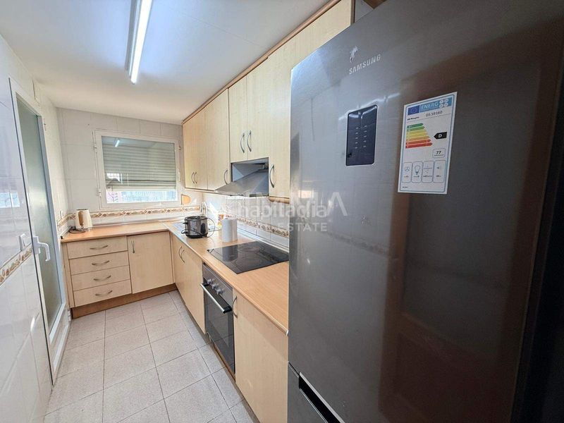 Foto fc8074e6-3525-41f5-81cf-20336dff7a58. Apartament amb aparcament piscina a Juzgados - Plaza de Toros Benidorm