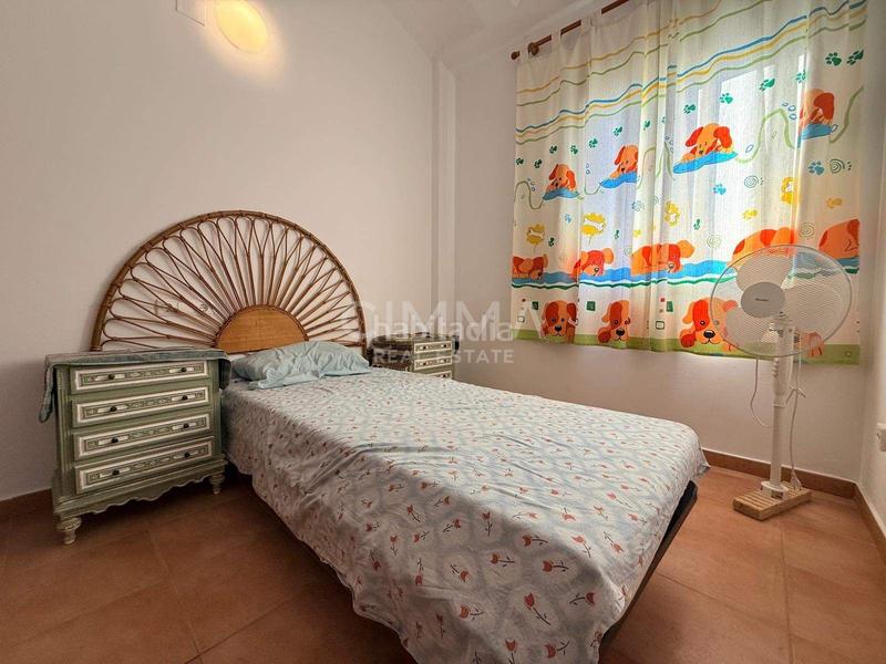 Foto 076909cd-aaa4-4096-aafa-0838b8152fe8. Reihenhaus mit parking in Montebello - Nou Espai Nucia (la)