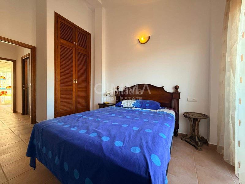 Foto 1b1bae07-3a18-4ece-86c2-c077266abb09. Reihenhaus mit parking in Montebello - Nou Espai Nucia (la)