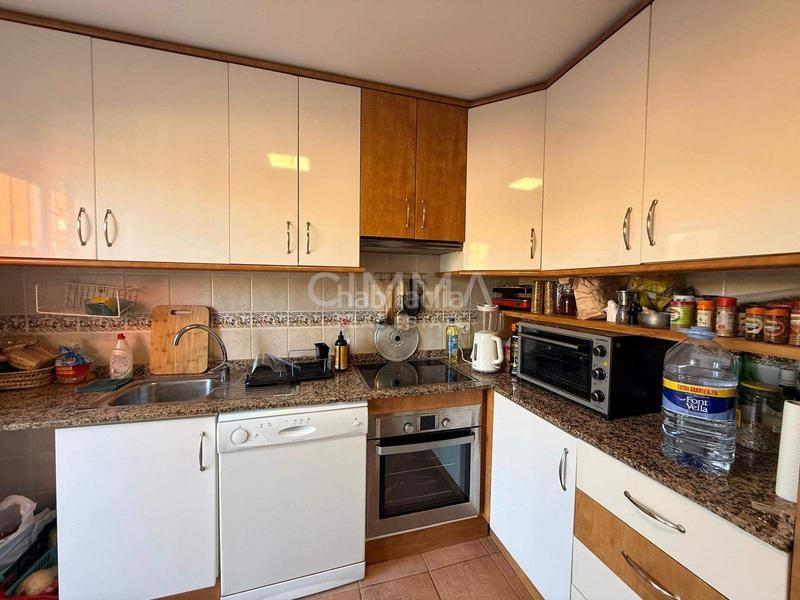 Foto 65881062-0b1c-4b54-8bbb-a515d4bc9f9b. Reihenhaus mit parking in Montebello - Nou Espai Nucia (la)