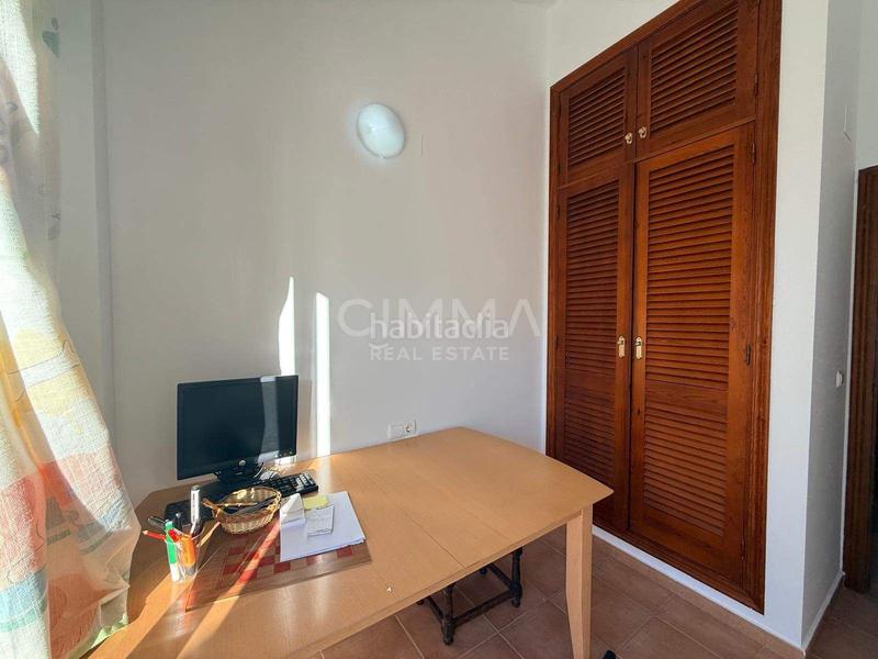 Foto 9f7d6c8e-06df-458c-8b7a-dd4f3a7d072b. Reihenhaus mit parking in Montebello - Nou Espai Nucia (la)