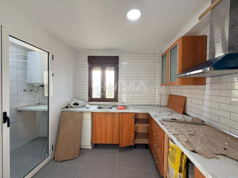 Foto 5a9b778e-fd3c-49d7-9ea6-74a80f028247. Casa a La Nucia Pueblo Nucia (la)