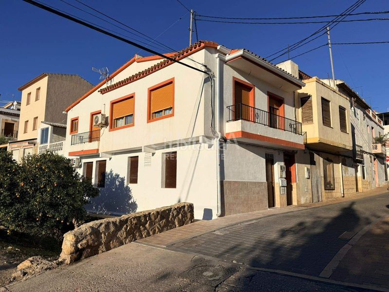 Foto 84831e38-8b03-41a8-a033-647428b034a6. Casa a La Nucia Pueblo Nucia (la)