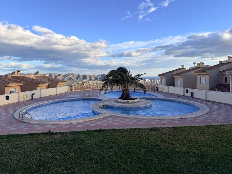 Foto c4451745-dbf0-4ba2-b0ee-1cc60e4e7fce. Xalet amb calefacció aparcament piscina a Coloma Nucia (la)