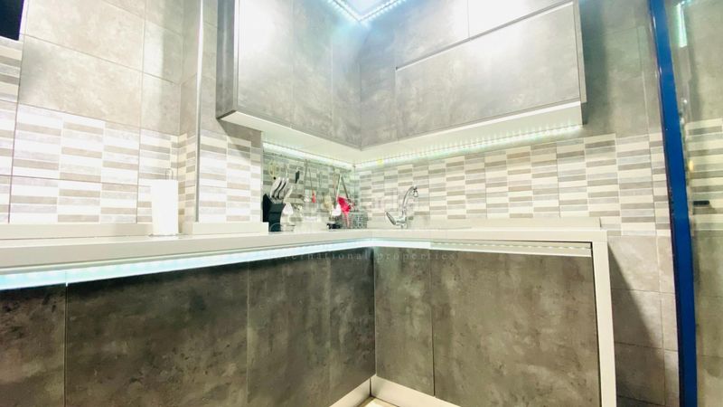 Foto 5b7b264b-14e7-4d30-bb57-0e24b4523509. Pis a La Nucia Pueblo Nucia (la)