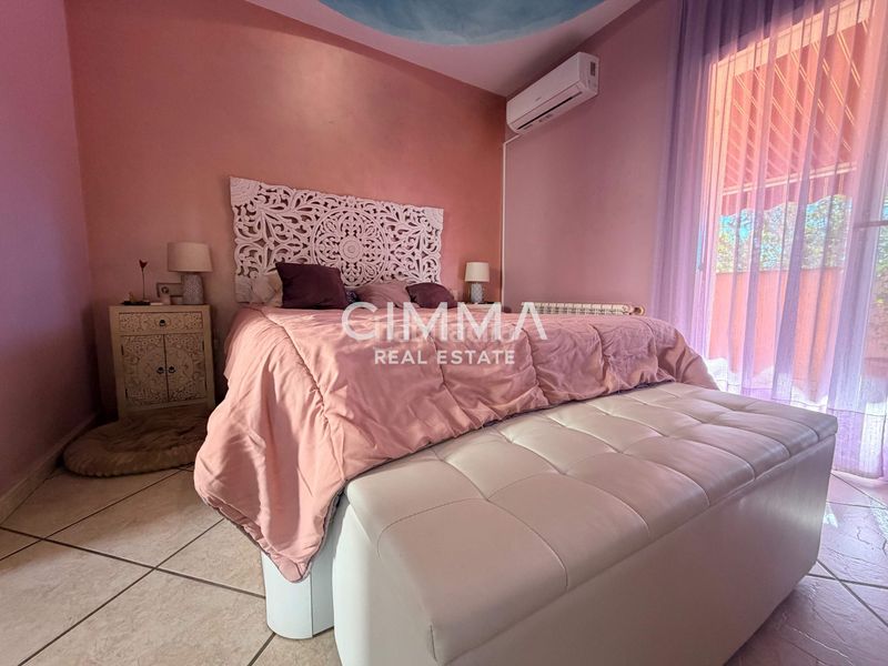 Foto 04f14634-8065-4cc0-b37f-7005990b2496. Xalet amb aparcament a Coloma Nucia (la)