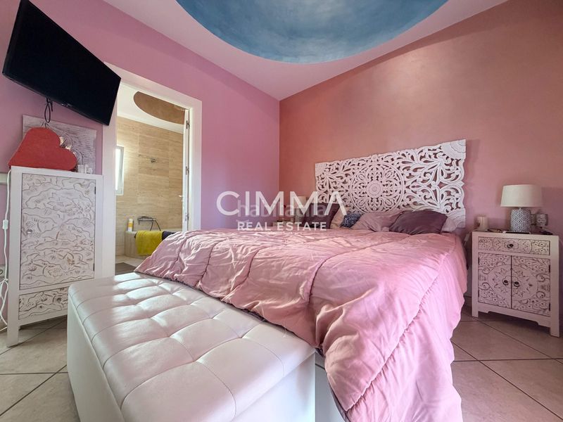 Foto f0f6e8c8-900e-4d6f-8336-5dedf67115a8. Xalet amb aparcament a Coloma Nucia (la)