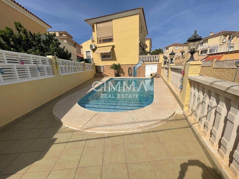 Foto 00da6007-4b4e-4d64-821f-f81becf15ec3. Xalet amb aparcament piscina a Barranco Hondo Nucia (la)