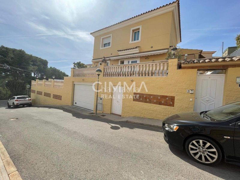 Foto 0ad296bd-75e6-4534-b47a-4753bf0d7f1d. Xalet amb aparcament piscina a Barranco Hondo Nucia (la)